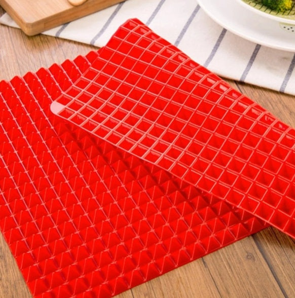 Non-Stick Silicone Baking Mat – Heat-Resistant Pyramid Tray
